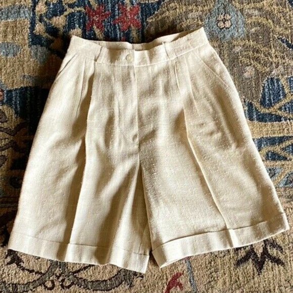 Vtg Tan High Waist Pleated Shorts 6 